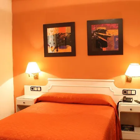 Hotel Residencia Gran Via Salamanka