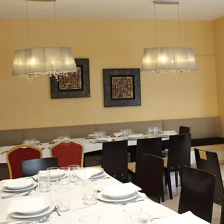 Residencia Gran Via Hotel *