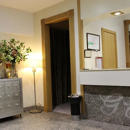 Hotel Residencia Gran Via Salamanka