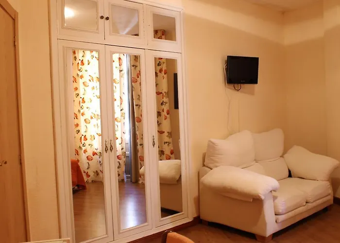 Residencia Gran Via Hotel *