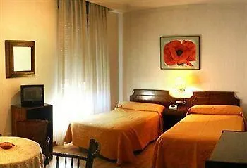 Residencia Gran Via 酒店